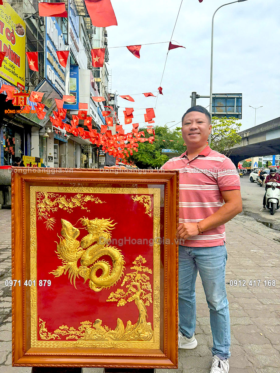Tranh chữ phúc hóa rồng phượng bằng đồng mạ vàng là dòng sản phẩm cao cấp nhất